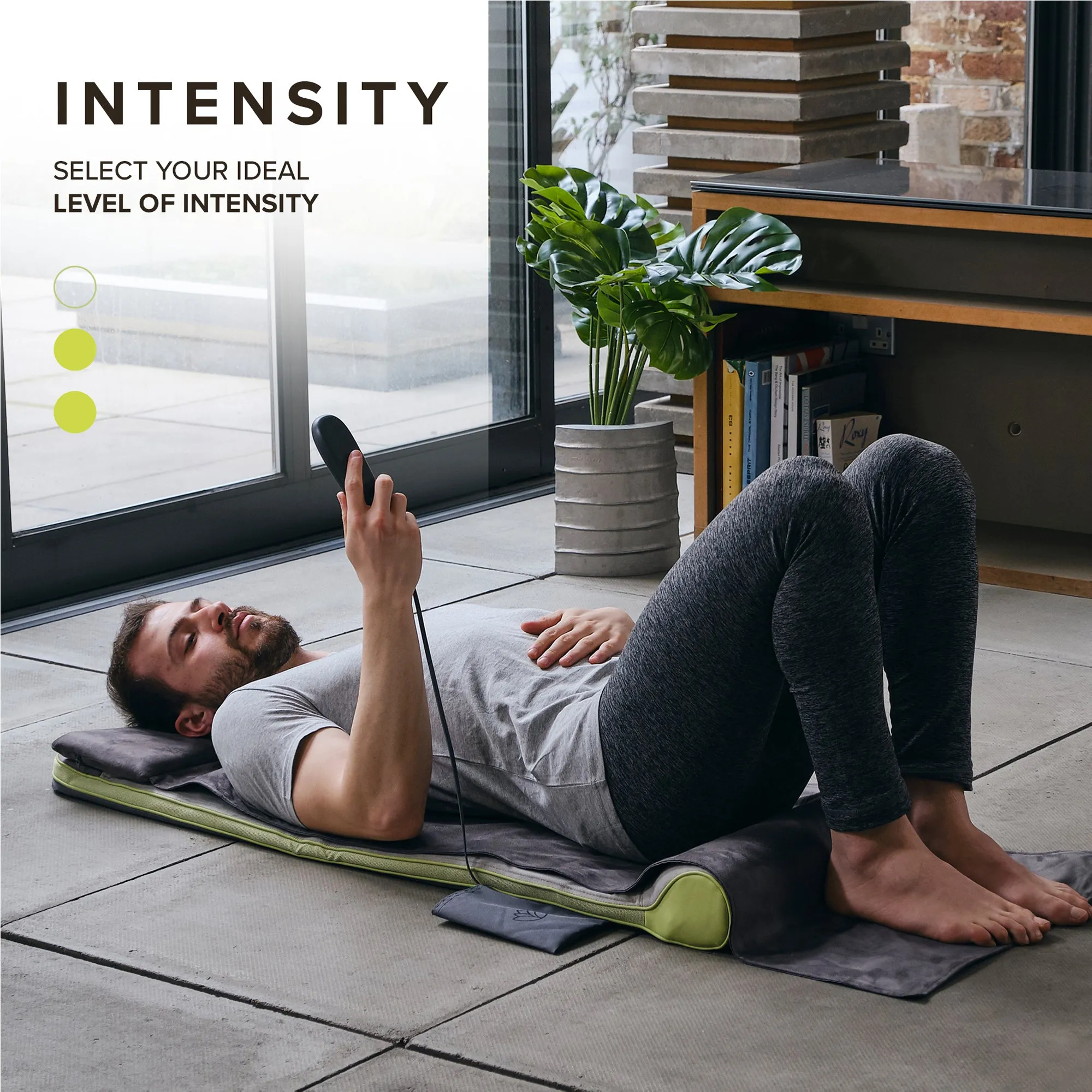 Stretch   The Back Stretching Mat